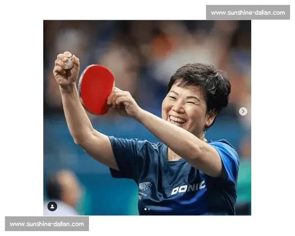 得分瞬间的微笑：倪夏莲与孙颖莎的奥运温情